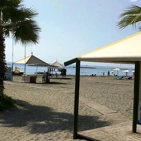 Fantastic 1 Bed By The Sea Opposite 4 Seasons Apartament Limassol
