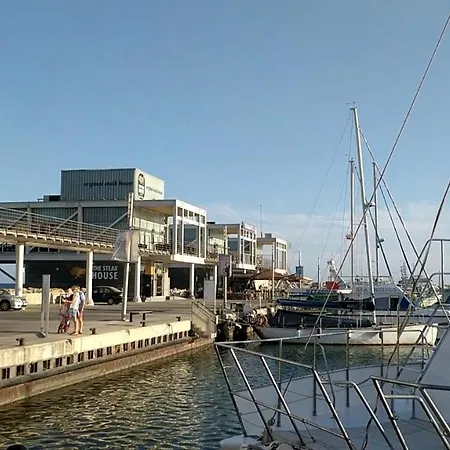 Fantastic 1 Bed By The Sea Opposite 4 Seasons Limassol