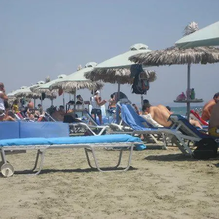Fantastic 1 Bed By The Sea Opposite 4 Seasons Apartament
